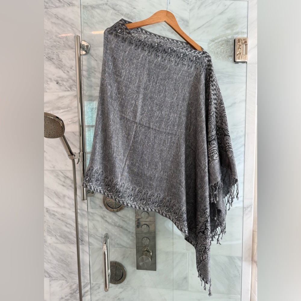 Elegant Gray Shawl with Fringe NWOT